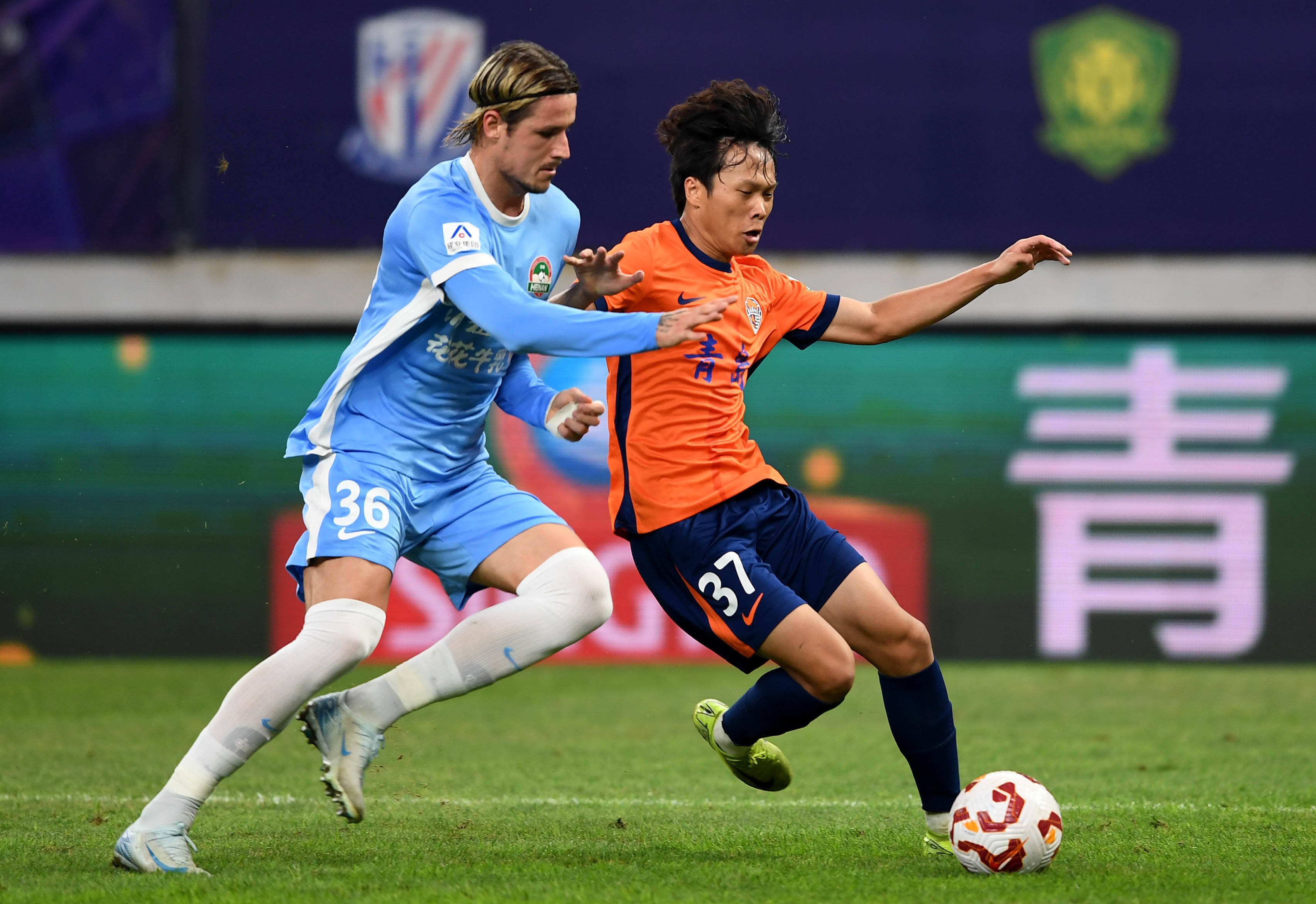 率重庆铜梁龙冲超，张外龙有望带领第5支球队征战中超