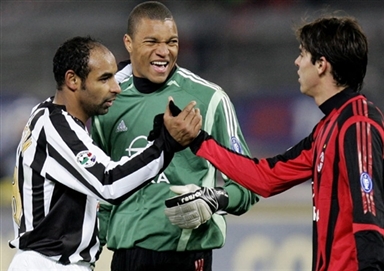 新掌门刚接手成都蓉城！就直接搞定三笔重量级签约，值得期待