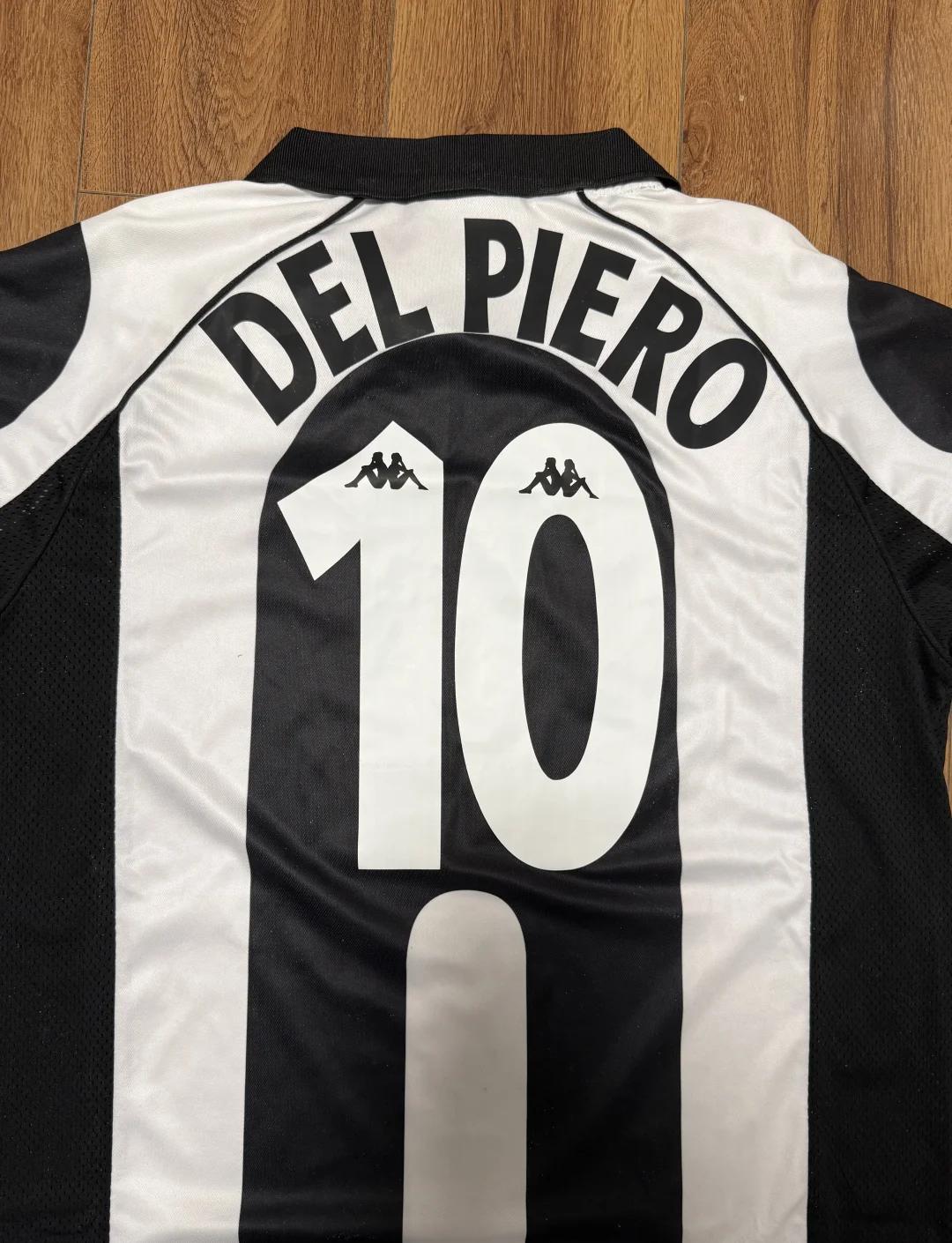 世体：巴萨还没有收到对特狮的报价，他们希望他先彻底康复