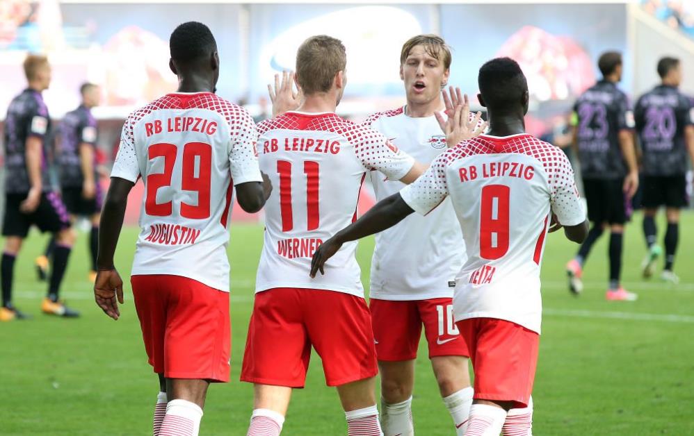 电场球场：从英超两连降的卢顿镇开建新主场