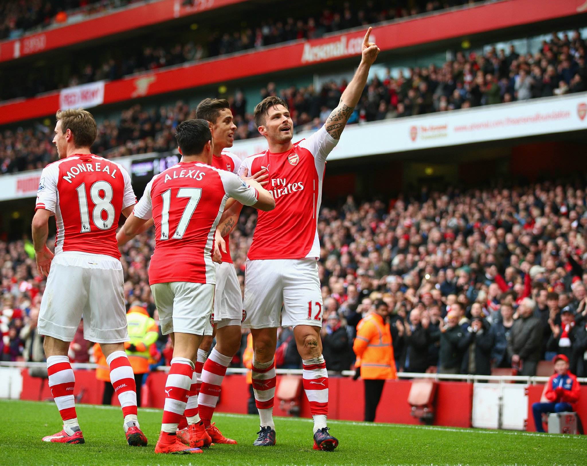 马卡：相比赫伊森，德拉富恩特更信任拉波尔特与勒诺尔芒（马卡报：德拉富恩特对拉波尔特、勒诺尔芒的信任高于赫伊森）