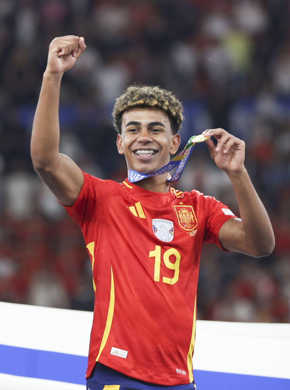 ESPN：马雷斯卡希望引进世界级中卫和门将，并给库库找替补