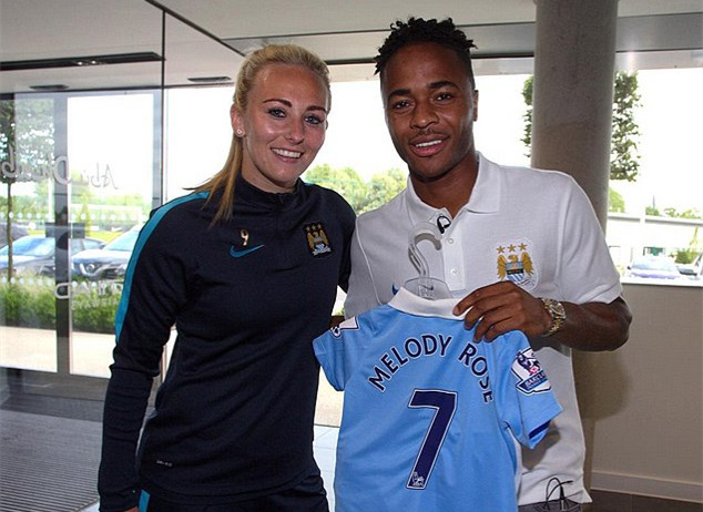 德转评年度最佳左边锋：迪亚斯、KK、拉菲尼亚、维尼修斯入围